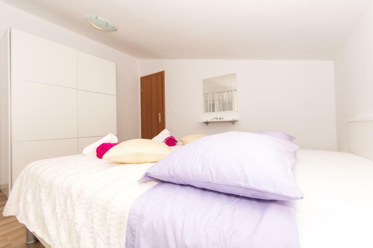 Apartmani Island トロギール エクステリア 写真