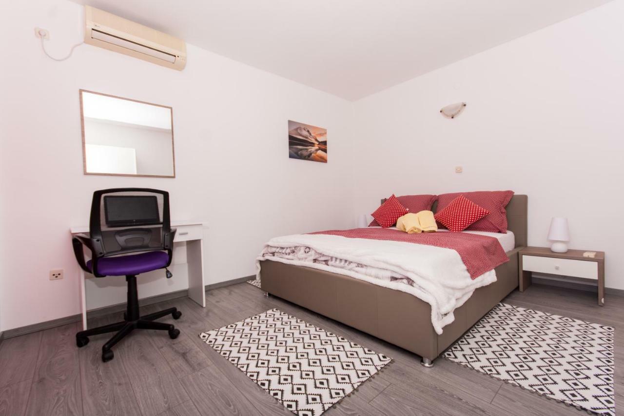 Apartmani Island トロギール エクステリア 写真